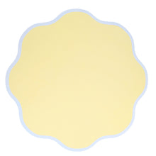 Wavy Round Paper Placemats – Set de Individuales de Papel Redondos con Borde Ondulado