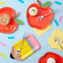 Platos Manzana – Pack de 8 Platos de Papel en Forma de Manzana para Fiestas Temáticas o Escolares