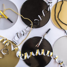Platos Dorado Mate – Pack de 8 Platos Decorativos de Cartón para Fiestas Elegantes