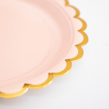 Platos Tea Party Rosa Pastel – Pack de 8 Platos de Cartón Elegantes Tamaño Chico