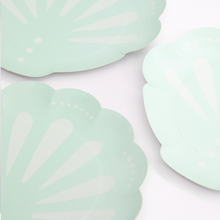 Platos Concha – Pack de 8 Platos de Papel con Forma de Concha para Fiestas Temáticas