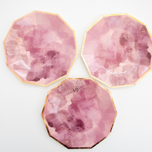 Platos Amatista – Pack de 8 Platos de Cartón Color Morado Elegante para Fiestas