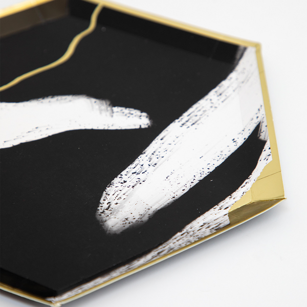 Platos Black Marble & Gold Foil 8” – Pack de 8 Platos de Papel Negros con Detalles Dorados para Fiestas Elegantes