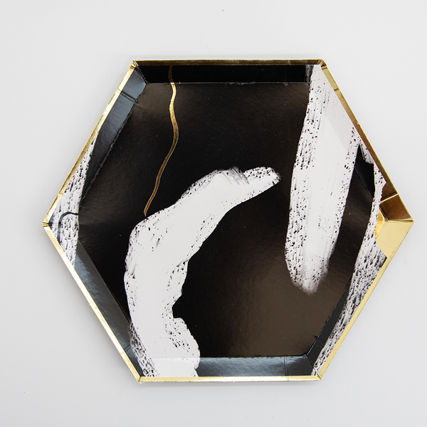 Platos Black Marble & Gold Foil 8” – Pack de 8 Platos de Papel Negros con Detalles Dorados para Fiestas Elegantes