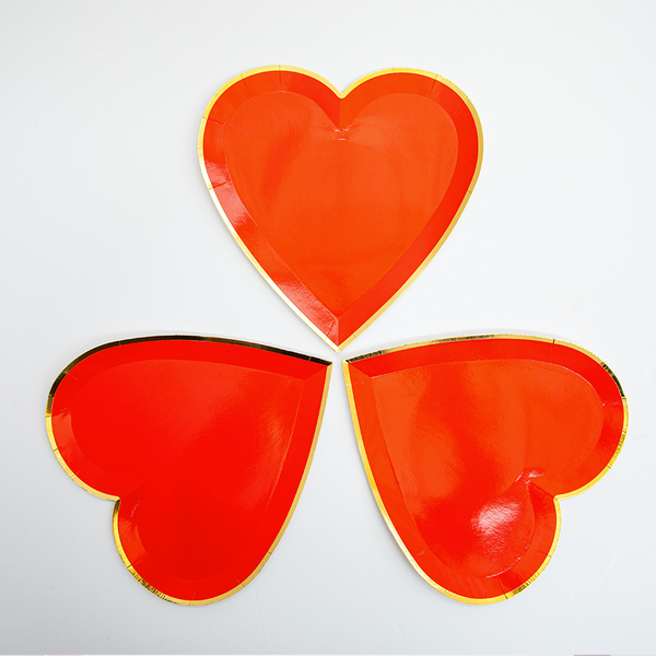Colección Love Rojo – Platos, Vasos y Servilletas de Corazón para Fiestas Románticas y San Valentín