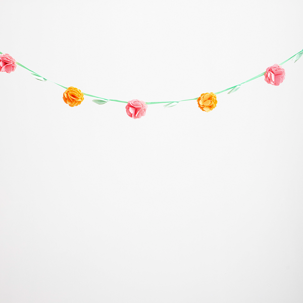 Guirnalda Floral Decorativa para Fiestas