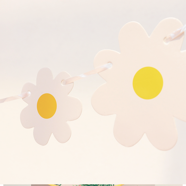 Guirnalda Daisy Blanca – Guirnalda Decorativa de Margaritas Blancas para Fiestas, Bodas y Baby Showers